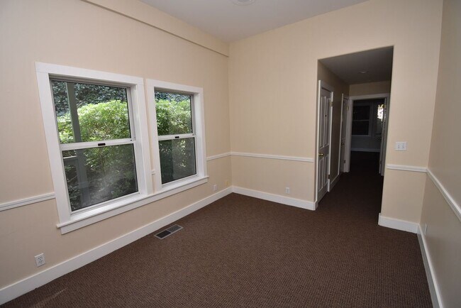Foto del edificio - 411 Coyote Street B middle