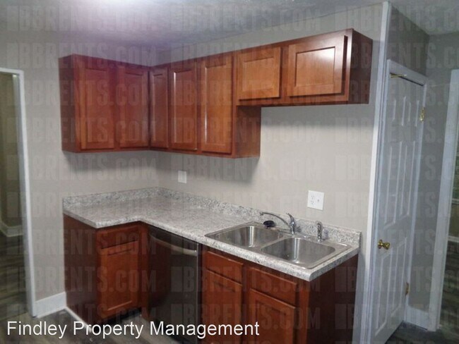 Building Photo - 3 br, 1 bath House - 800 Seventeenth Avenue,