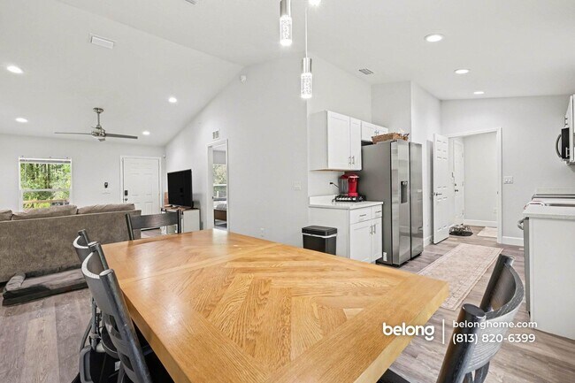 Foto del edificio - 15482 SW 10th Pl