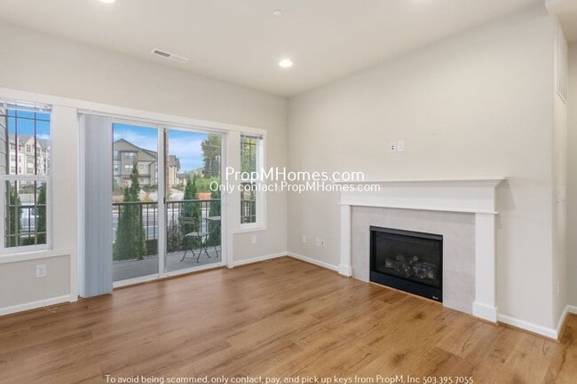 Photo - Great Two Bedroom Home In Sherwood! ~Must See The Balcony!