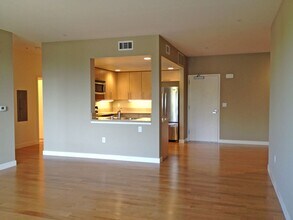 Building Photo - 88 Bush St