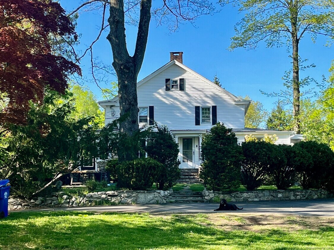 Foto principal - 82 Chestnut Hill Rd