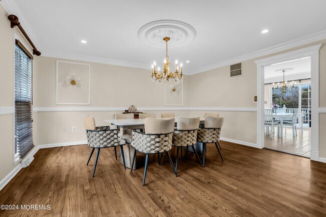 Foto del edificio - 24 Meadow Ln