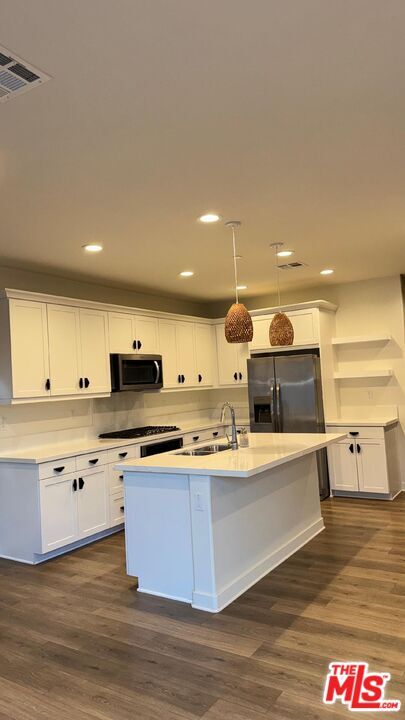 Foto del edificio - 23212 W Canterbury Way