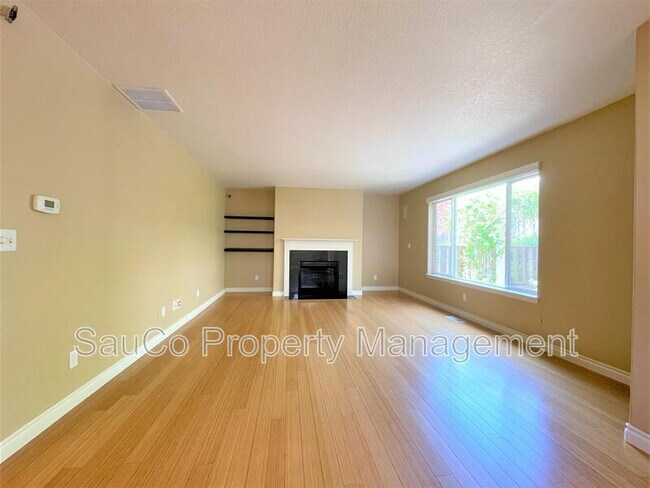 Building Photo - 16705 NW Arizona Dr