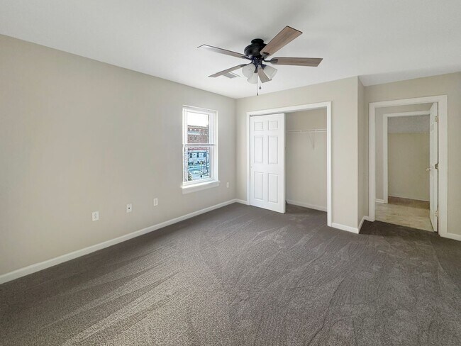 Foto del edificio - 414 W Fourth Street