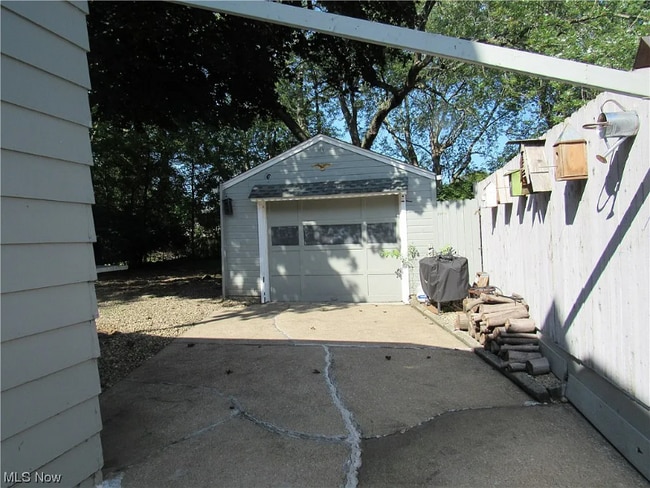 Building Photo - 934 Nevin St