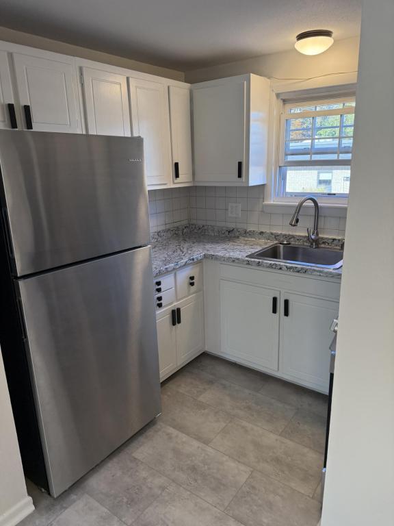 Foto del edificio - 1421 Elm St