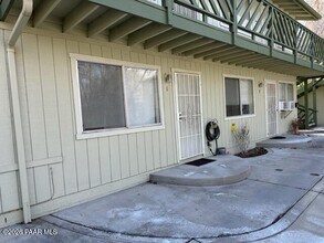 Building Photo - 314 S Virginia St