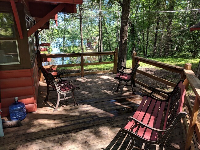 Otra vista de la cubierta en el frente. - 15509 Turning Trl