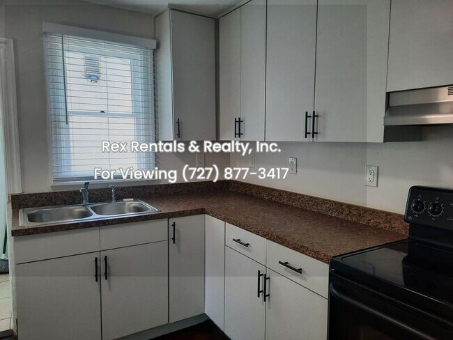 Foto del edificio - 3551 15th Ave S