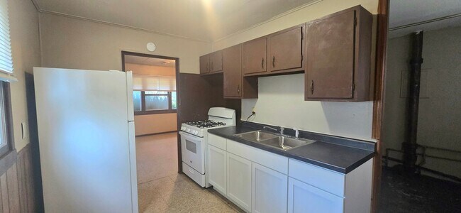 Foto del edificio - 2 Bedroom, 1 bath near Mueller Park