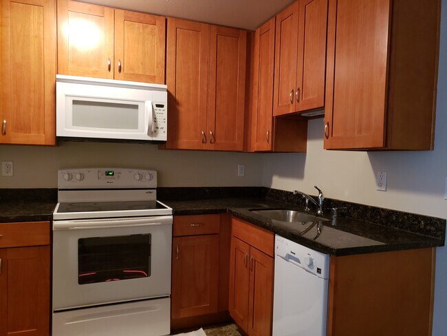 Building Photo - 8532 Phinney Ave N