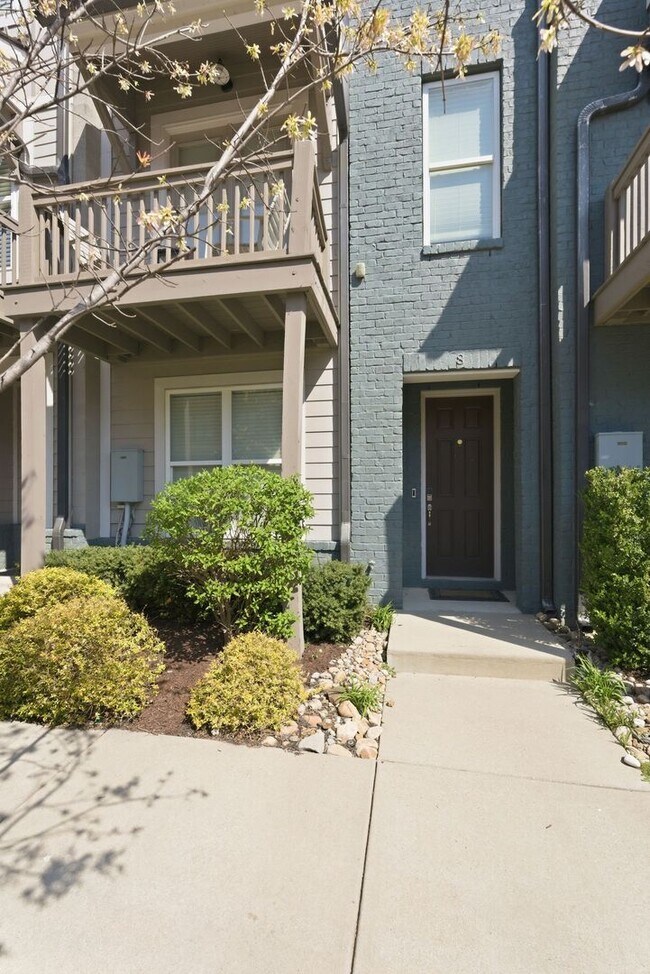 Foto del edificio - Wedgewood Houston Townhome