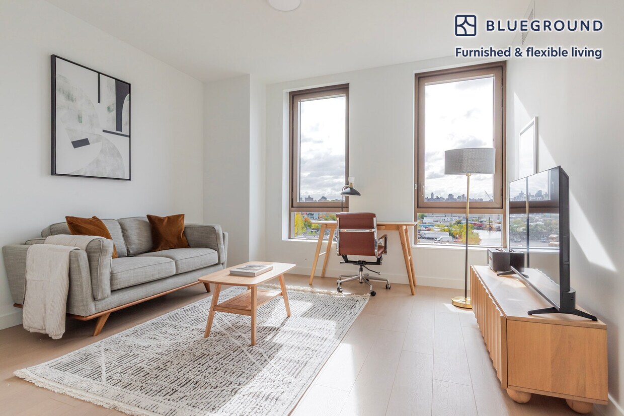 Foto principal - 478 Kent Ave