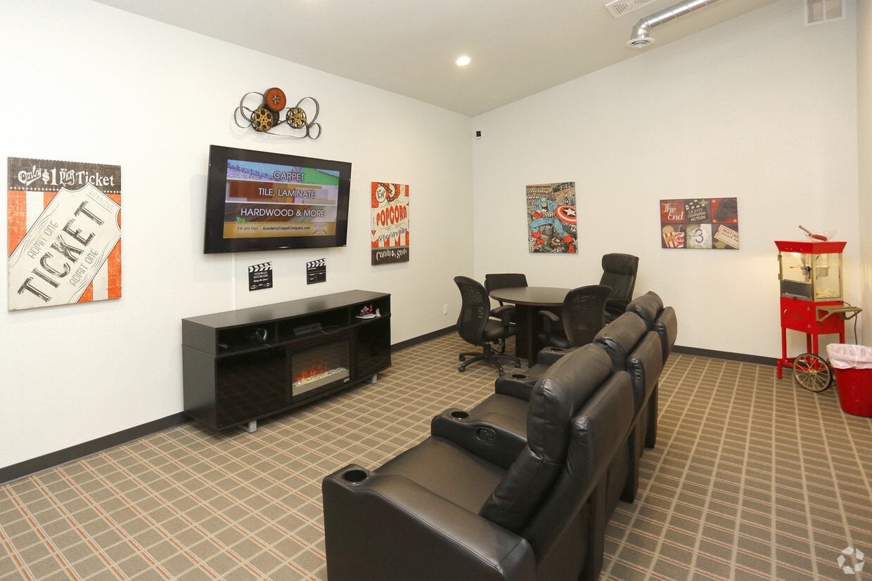 Primary Photo - Sienna Place