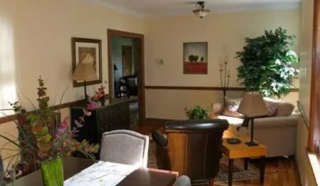 Building Photo - 40 Orchard Rd