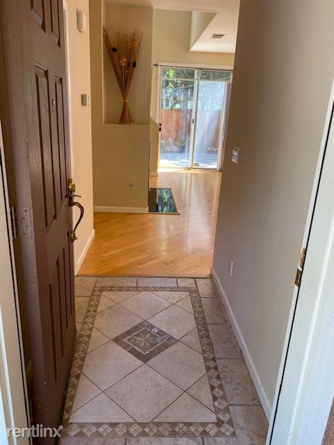 Foto del edificio - 3 br, 2.5 bath House - 109 Estrada Dr