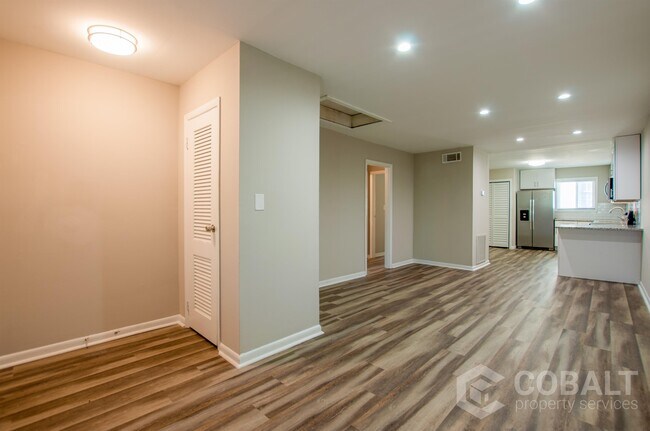 Building Photo - 78 Sheridan Dr NE