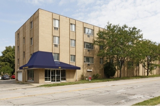 Primary Photo - Campus Park Apartments