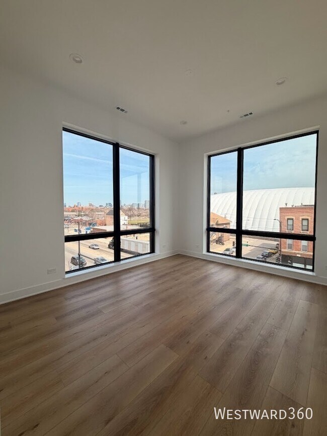 Foto del edificio - 1320 S Ashland Ave