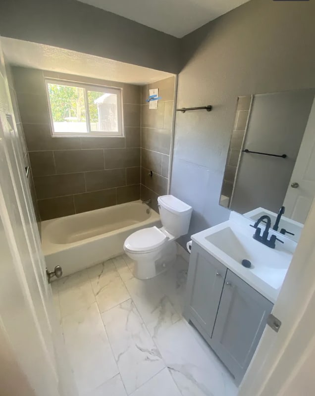 Building Photo - 4484 Parmely St