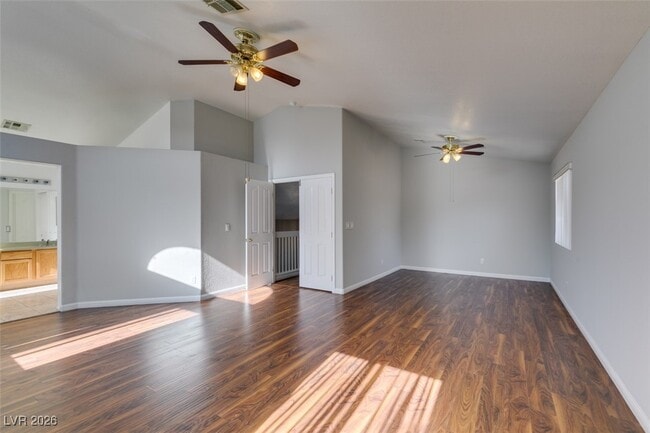 Foto del edificio - 7809 Calico Flower Ave