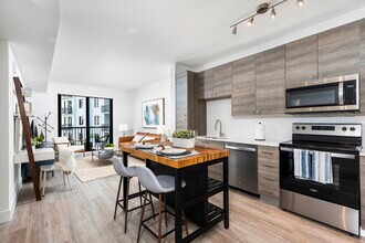 Spacious open-concept layout - SoLe Mia Rentals
