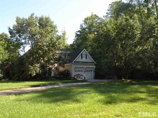 Building Photo - 8904 Winged Thistle Ct