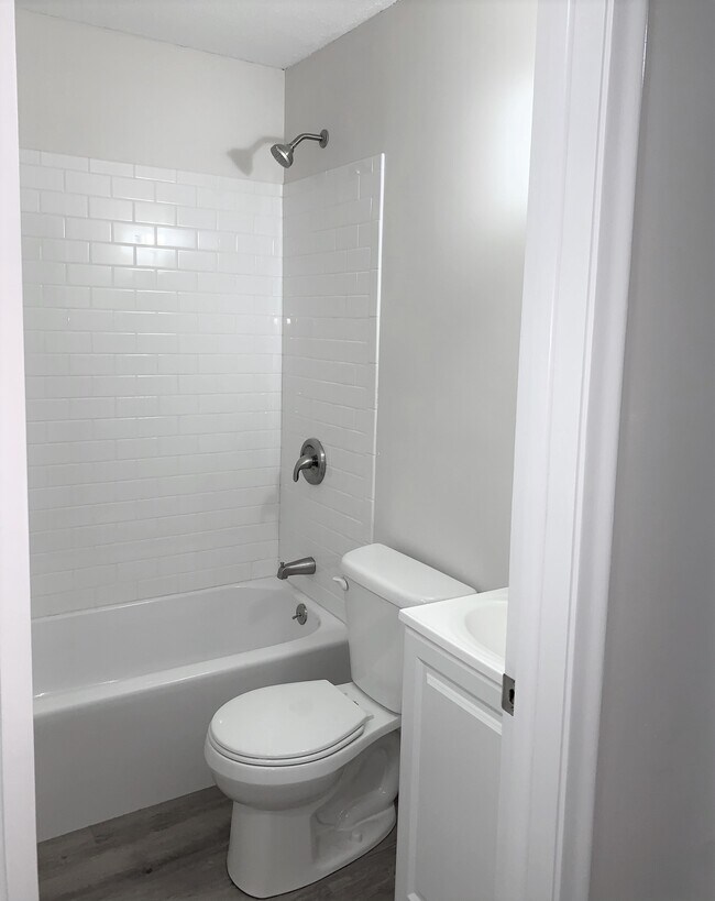 Bathroom - 3622 Upper 149th St W