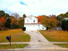 Building Photo - 144 W Walnut Ave