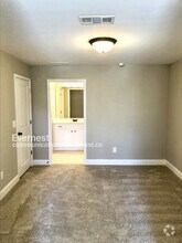 Building Photo - 3870 Valley View Ct