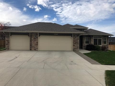 Primary Photo - 3264 Arbor Dr