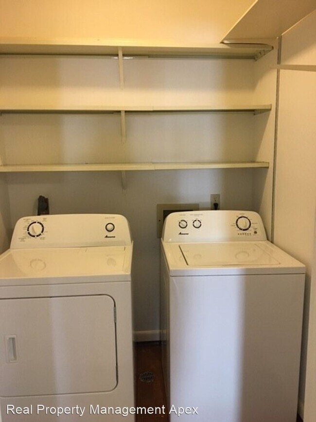 Foto del edificio - 2 br, 2 bath House - 3332 Chimney Place Dr.