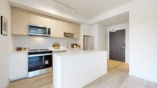 Building Photo - The Markwood