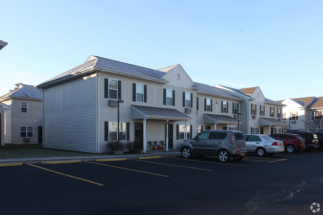 Foto principal - Birchwood Village Apartments