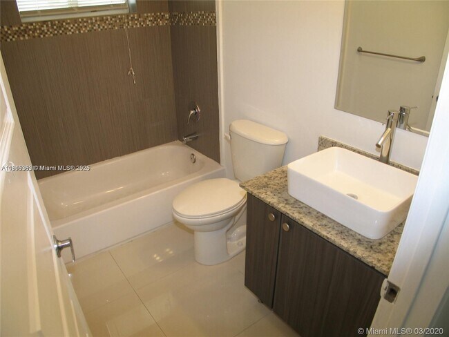 Foto del edificio - 540 74th St