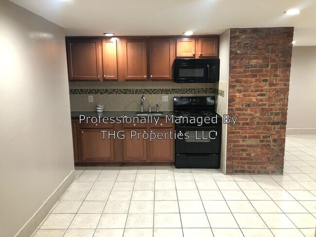 Foto del edificio - 641 Lincoln Ave