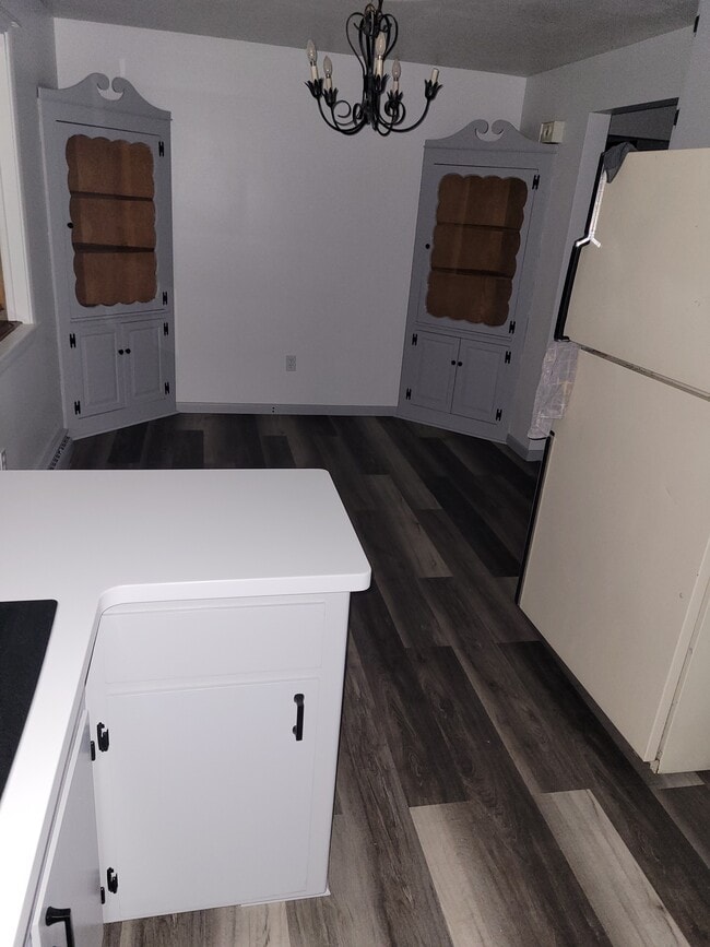 Kitchen 2 - 194 11th Ave