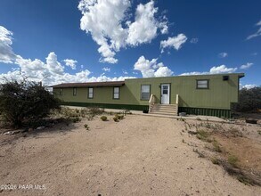 Building Photo - 8210 W Emerson Dr
