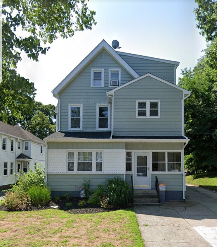 Primary Photo - 74 Church St