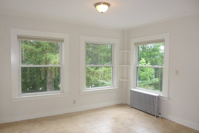 Área de cocina comedor - 293 High St