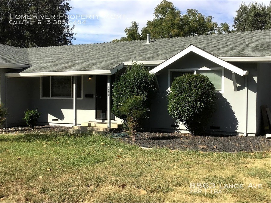 Primary Photo - 2 Bedroom 1 Bathroom Duplex in Orangevale