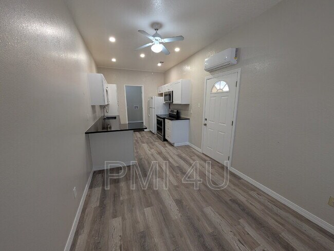 Foto del edificio - 917 8th St SW