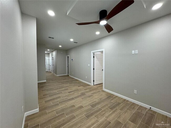 Building Photo - 103 San Jose Dr
