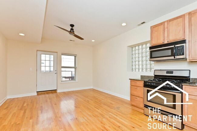 Building Photo - 5510 N Kenmore Ave