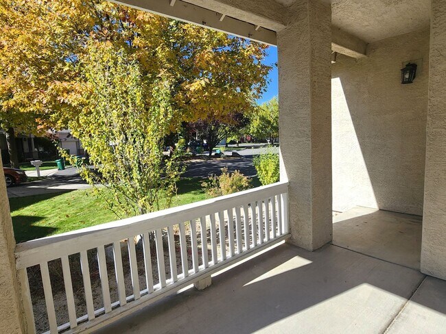 Foto del edificio - Home For Rent in Caughlin Ranch Reno