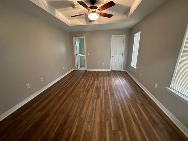 Foto del edificio - 3 Bed; 2.5 Bath Bossier Home