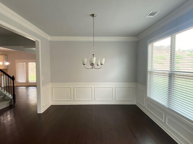 Building Photo - 9742 Alderbrook Trace