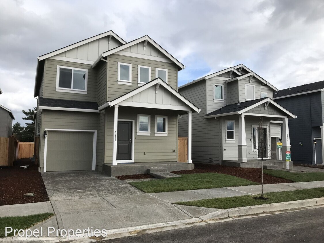 Primary Photo - 3 br, 3 bath House - 5703 NE 130th Place